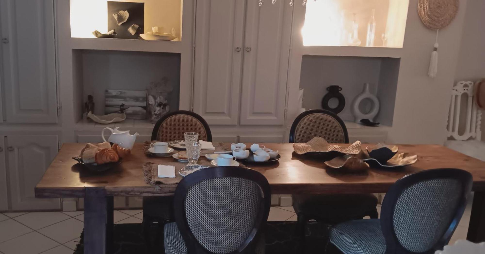 La Maison Perchee Aigues-Mortes Buitenkant foto